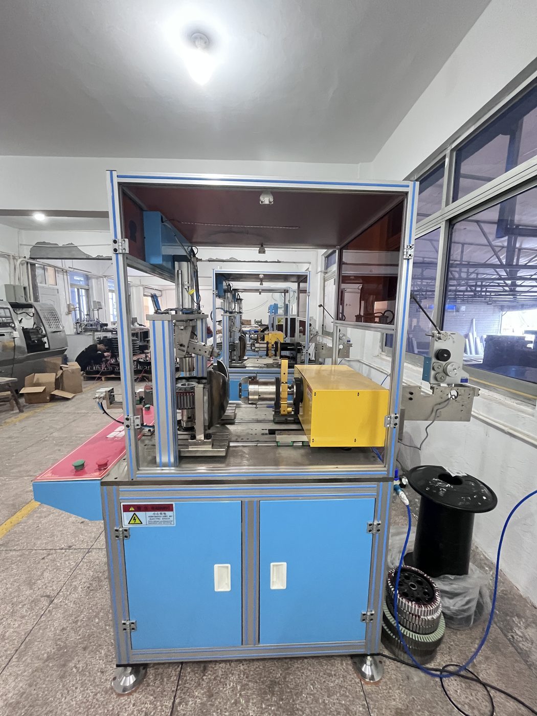 Thiết bị quấn dây motor tại nhà máy MEILILE